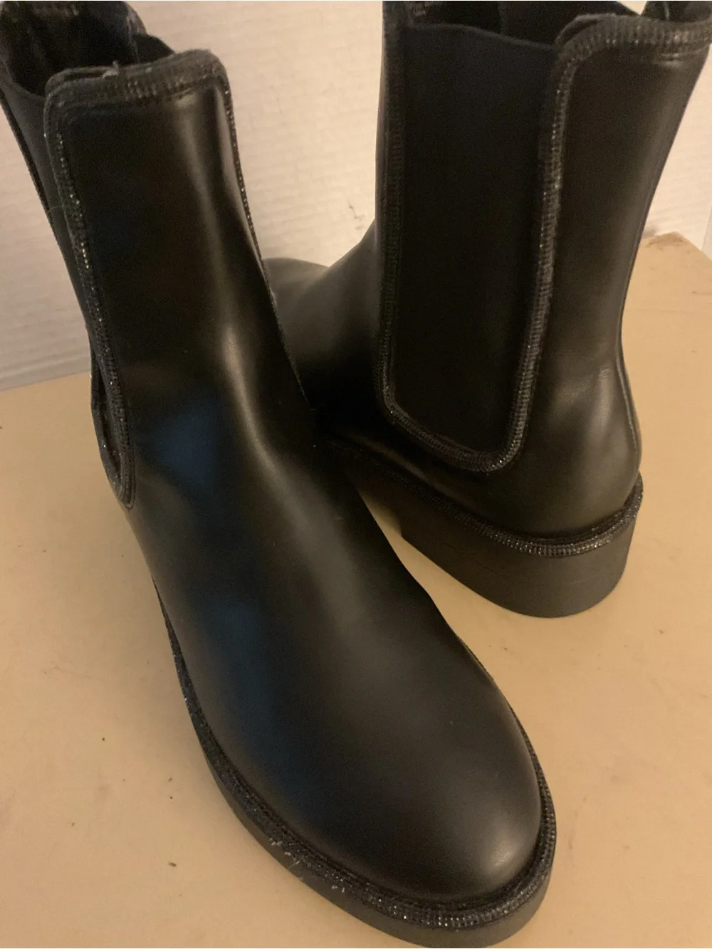 Steven By Steve Madden women Black Chelsea Platform Ankle Boots US 8.5